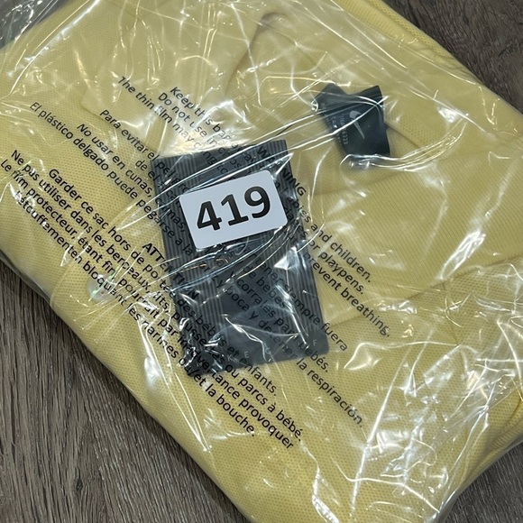 NWT Nike Golf Pale Yellow Polo Shirt Size XS Tiger Woods Nike Swoosh Performance - Picture 10 of 10